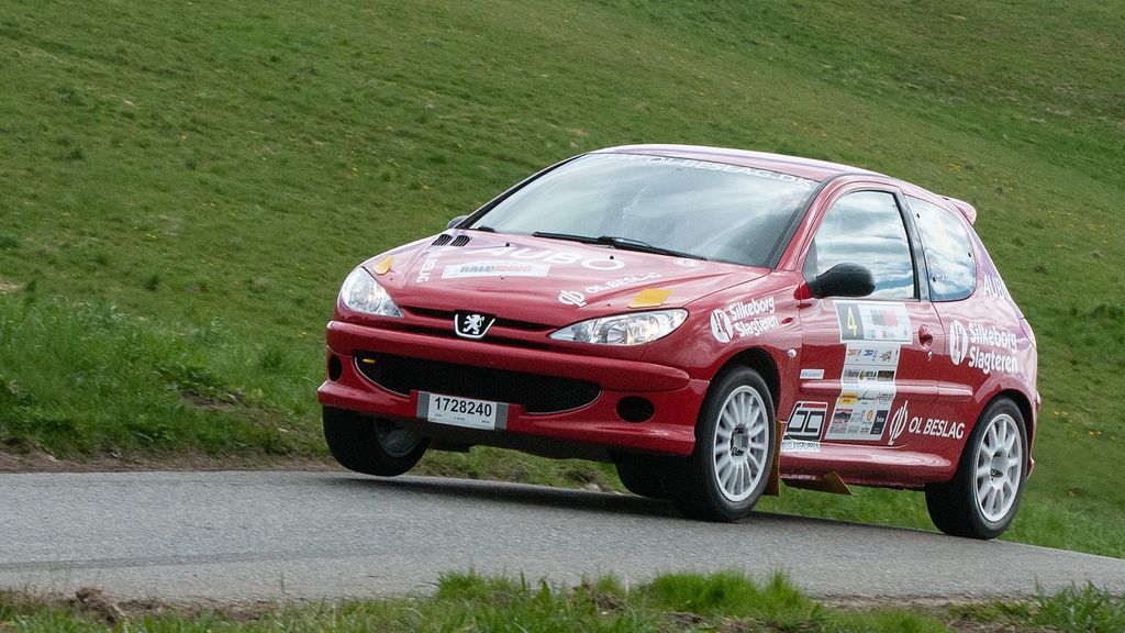 Vinderne af første afdeling af Dansk Super Rally Short, DIS Rally Yding, Per H. Christiansen og Jack Christiansen, Peugeot 206 RC
(Foto: rallypics.dk / Viggo Johansen)